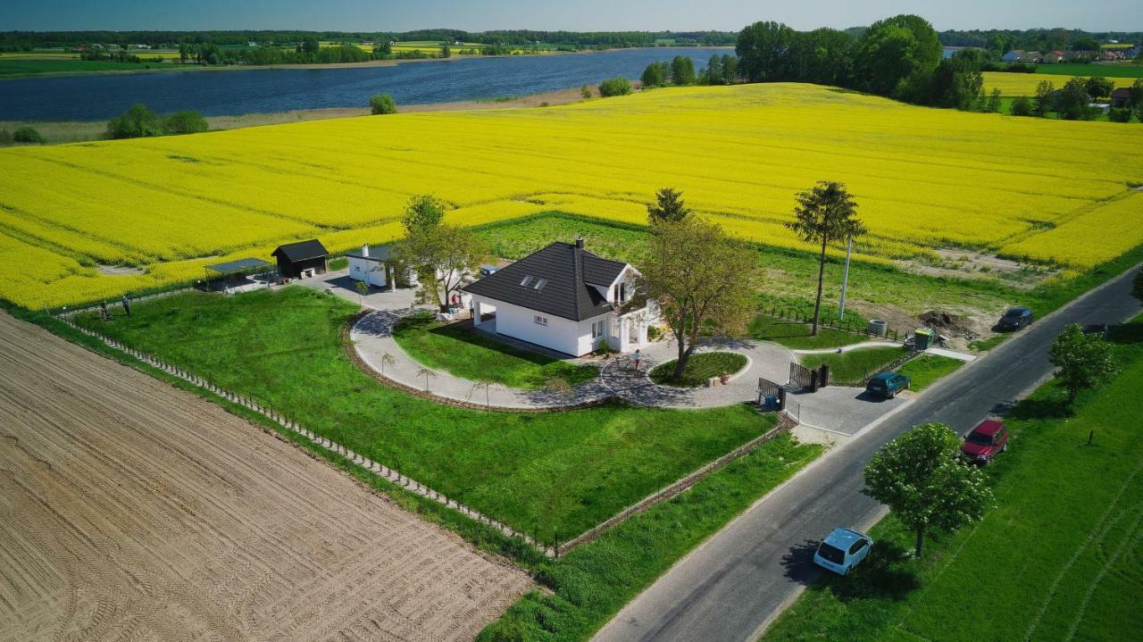 Dom Wypoczynkowy Pod Orzechem Dobrzyn Nad Wisla ภายนอก รูปภาพ